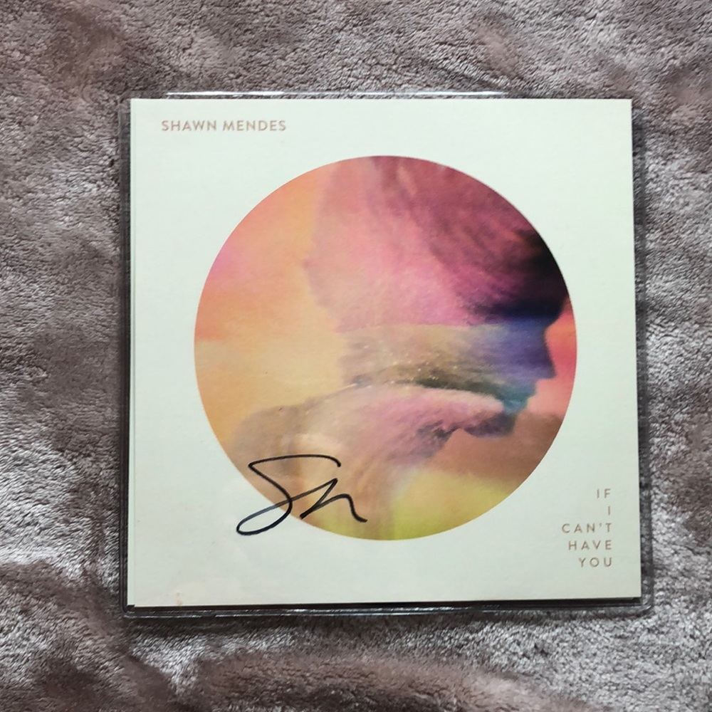 Shawn Mendes Autographed Picture Disc!